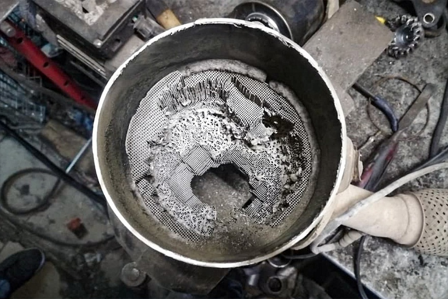 Что будет, если не менять катализатор на автомобиле? Последствия для двигателя, кошелька и спокойствия